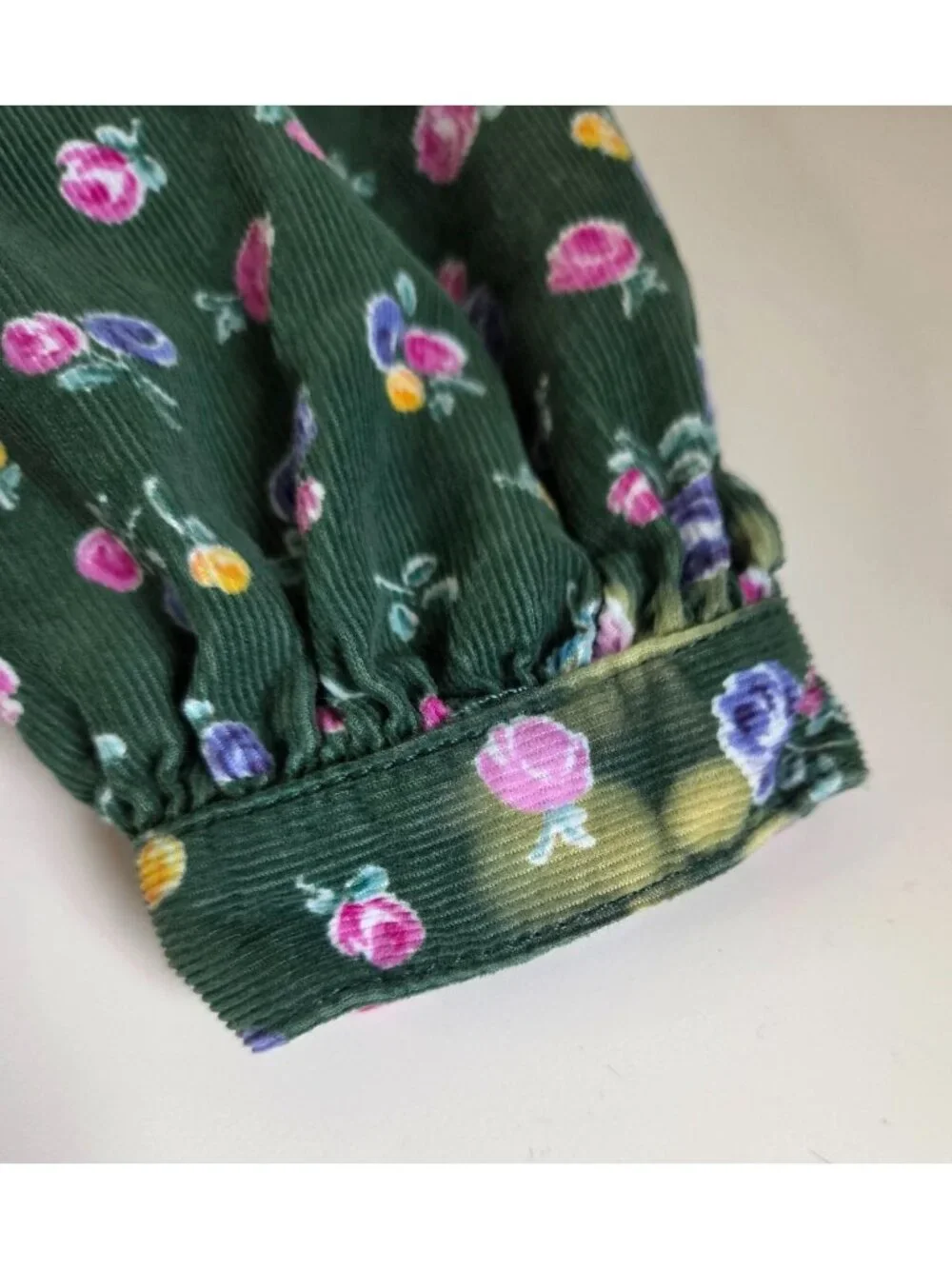 Vtg OshKosh Bgosh Green Floral Corduroy Dress 2T Long Sleeve Ruffled Buttons